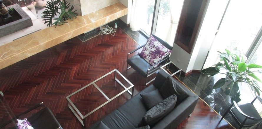 4 bedrooms Duplex in Hai Ba Trung, Ha Noi, No. 9496