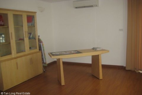 Квартира с 3 спальнями в Тэйхо, Ханой , № 6656 16