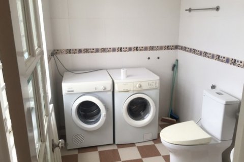 Дом с 4 спальнями в Тэйхо, Ханой , № 4181 24