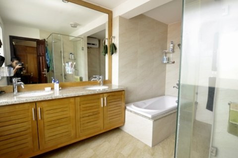 3 bedrooms Apartment in Tay Ho, Ha Noi, No. 4183 13