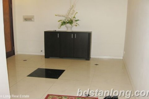 4 bedrooms Apartment in Tay Ho, Ha Noi, No. 7912