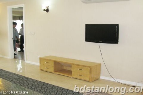 3 bedrooms Apartment in Tay Ho, Ha Noi, No. 7910 3