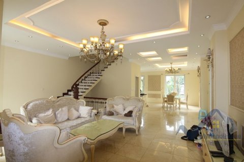 5 bedrooms Villa in Long Bien, Ha Noi, No. 19731 2