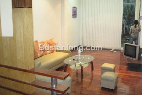 4 bedrooms House in Ba Dinh, Ha Noi, No. 8453 8