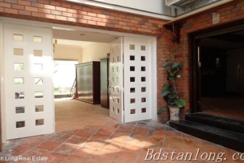4 bedrooms Villa in Tay Ho, Ha Noi, No. 8309 4