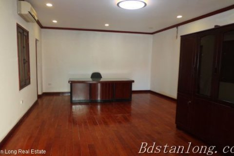 4 bedrooms Villa in Tay Ho, Ha Noi, No. 8309 3