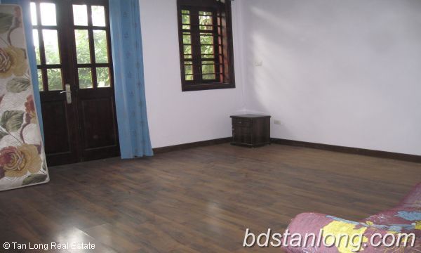 Вилла с 4 спальнями в Тэйхо, Ханой, Вьетнам № 8308