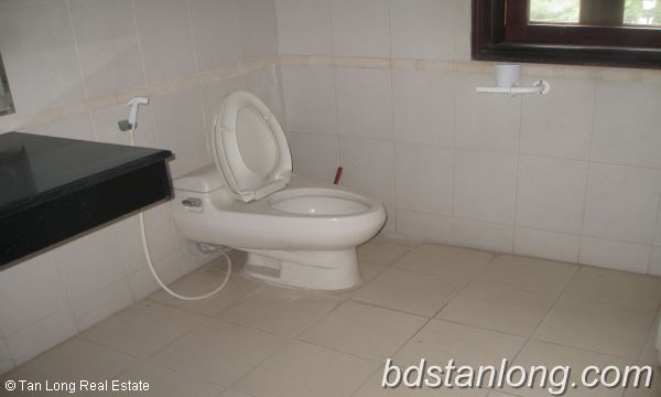 Вилла с 4 спальнями в Тэйхо, Ханой, Вьетнам № 8308