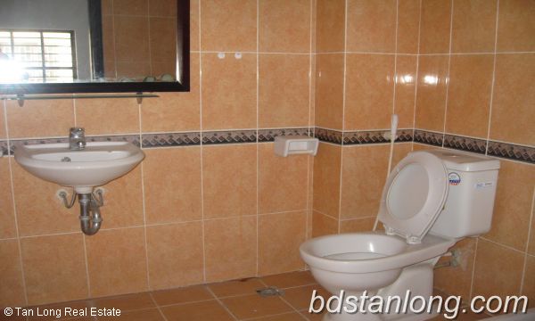Вилла с 4 спальнями в Тэйхо, Ханой, Вьетнам № 8308