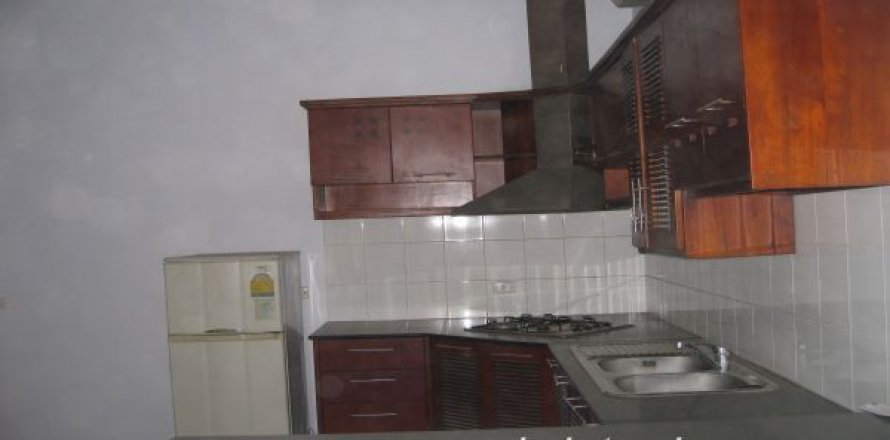 4 bedrooms Villa in Tay Ho, Ha Noi, No. 8308
