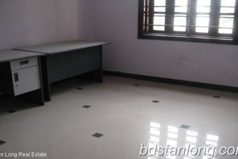 4 bedrooms Villa in Tay Ho, Ha Noi, No. 8308 4