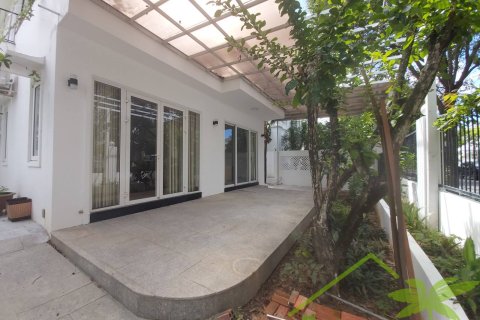 4 bedrooms Villa in Nha Trang, No. 28477 2