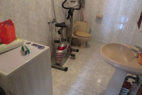Дом с 4 спальнями в Бадинь, Ханой , № 6340 14