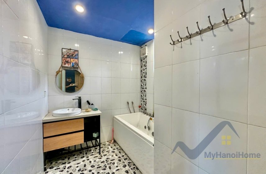 4 bedrooms House in Long Bien, Ha Noi, Vietnam No. 30335