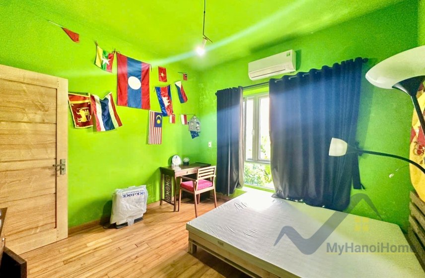 4 bedrooms House in Long Bien, Ha Noi, Vietnam No. 30335