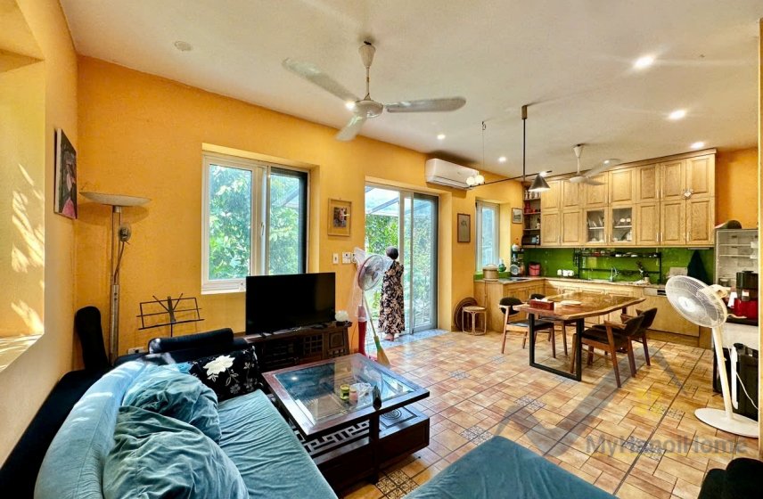 4 bedrooms House in Long Bien, Ha Noi, Vietnam No. 30335