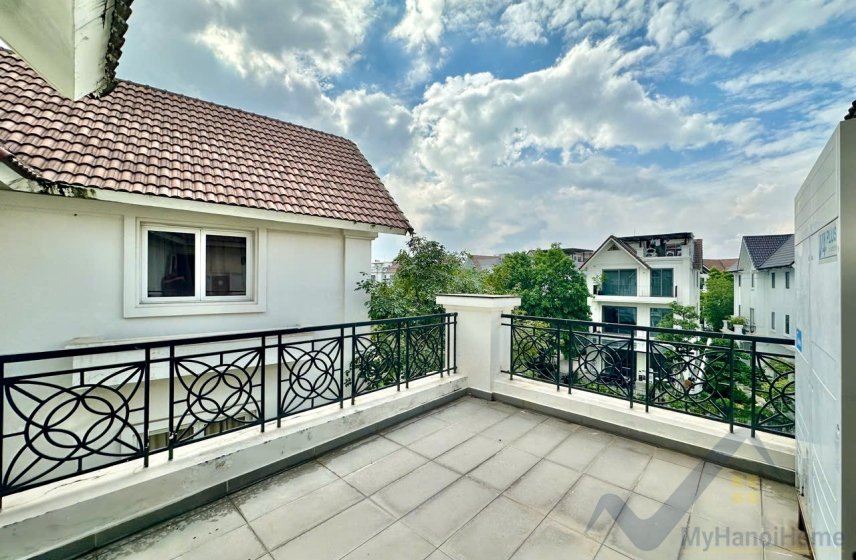 4 bedrooms Villa in Long Bien, Ha Noi, Vietnam No. 30333