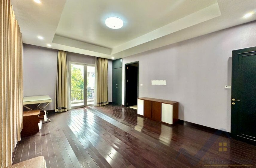 4 bedrooms Villa in Long Bien, Ha Noi, Vietnam No. 30333