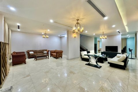 4 bedrooms Villa in Long Bien, Ha Noi, No. 30333