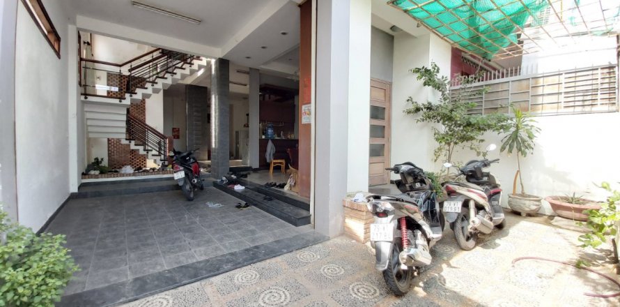6 bedrooms House in Nha Trang, No. 10678