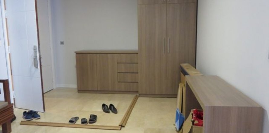 Квартира с 3 спальнями в Тэйхо, Ханой , № 6481