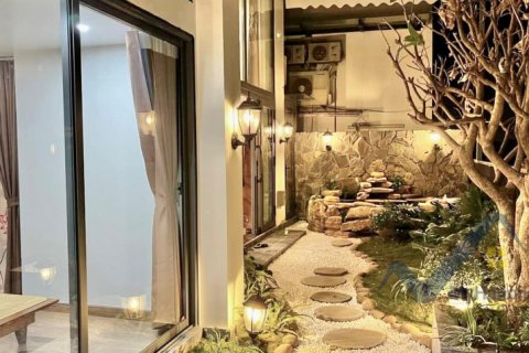3 bedrooms Apartment in Ha Noi, No. 18857 7