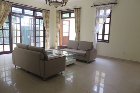 4 bedrooms Villa in Tay Ho, Ha Noi, No. 5519