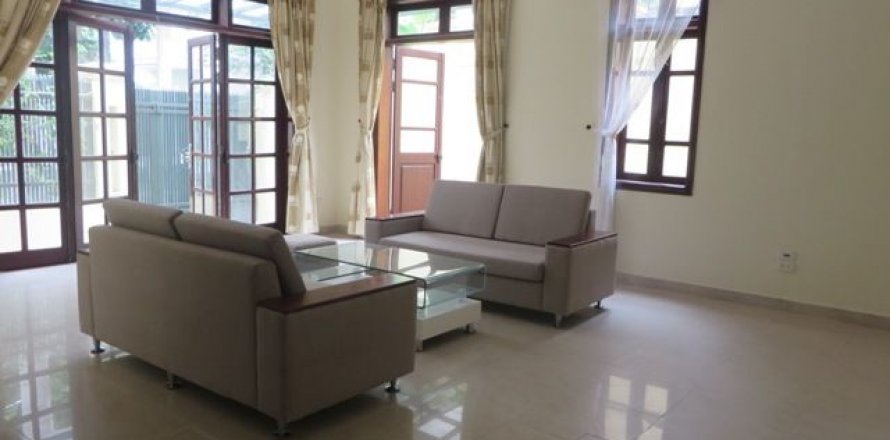 4 bedrooms Villa in Tay Ho, Ha Noi, No. 5519