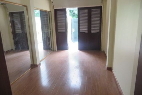 4 bedrooms Villa in Tay Ho, Ha Noi, No. 5519 5