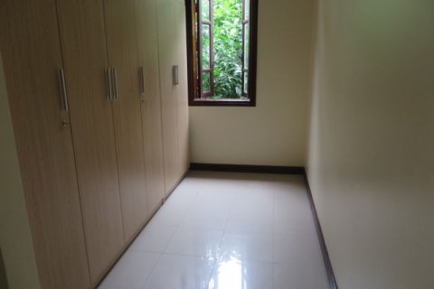 4 bedrooms Villa in Tay Ho, Ha Noi, No. 5519 8