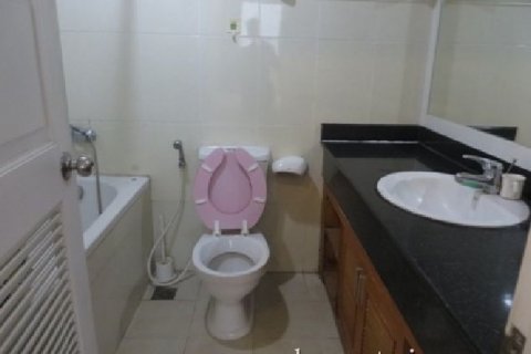 4 bedrooms Apartment in Tay Ho, Ha Noi, No. 7886 8