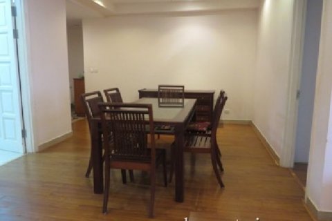 4 bedrooms Apartment in Tay Ho, Ha Noi, No. 7886 5
