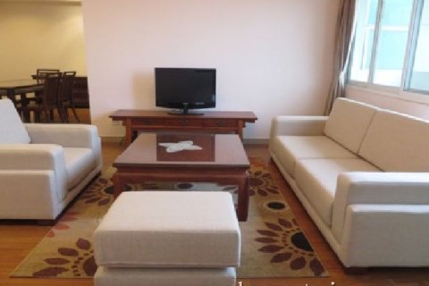 4 bedrooms Apartment in Tay Ho, Ha Noi, No. 7886 13