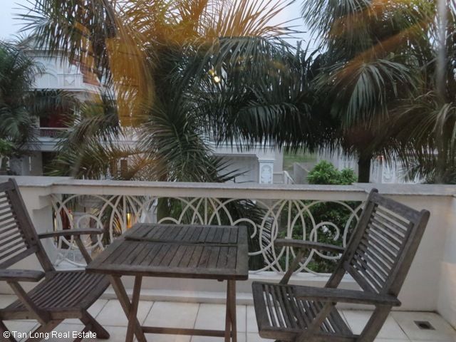 Вилла с 5 спальнями в Тэйхо, Ханой, Вьетнам № 7882