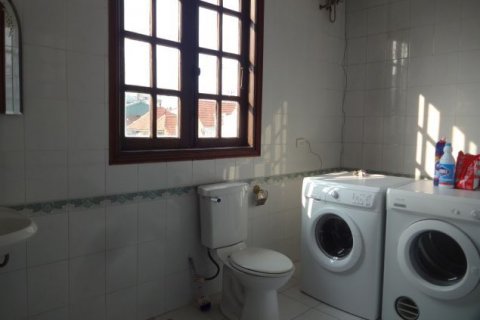 4 bedrooms House in Tay Ho, Ha Noi, No. 5325 29