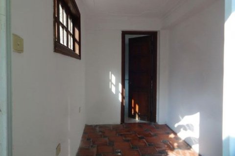 4 bedrooms House in Tay Ho, Ha Noi, No. 5325 3