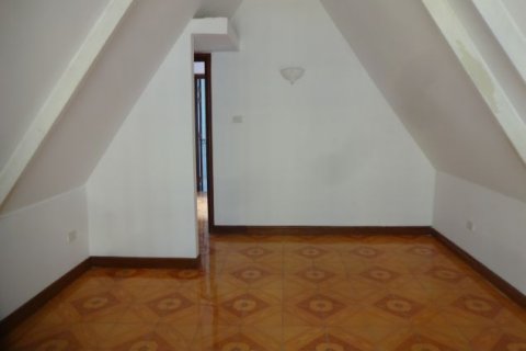 4 bedrooms House in Tay Ho, Ha Noi, No. 5325 28