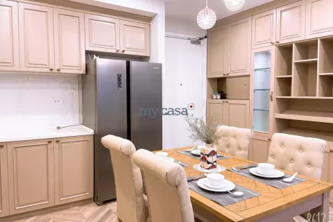 Квартира с 2 спальнями в Тхудык, Хошимин , № 11481