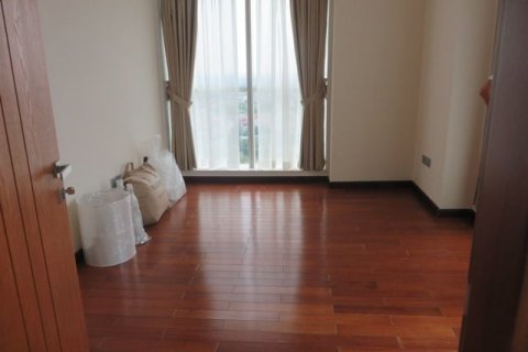 3 bedrooms Apartment in Tay Ho, Ha Noi, No. 5613 8