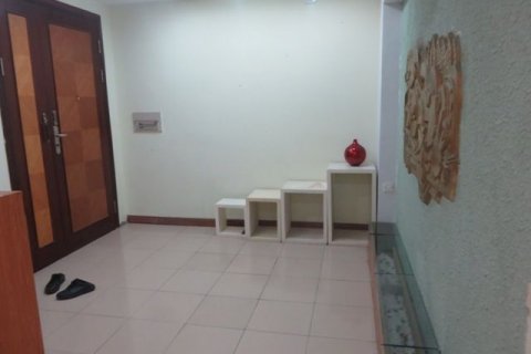 4 bedrooms Apartment in Tay Ho, Ha Noi, No. 5612 3