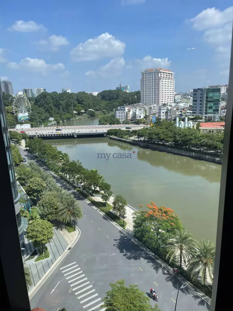 3 bedrooms Apartment in District 1, Ho Chi Minh, Vietnam No. 11396