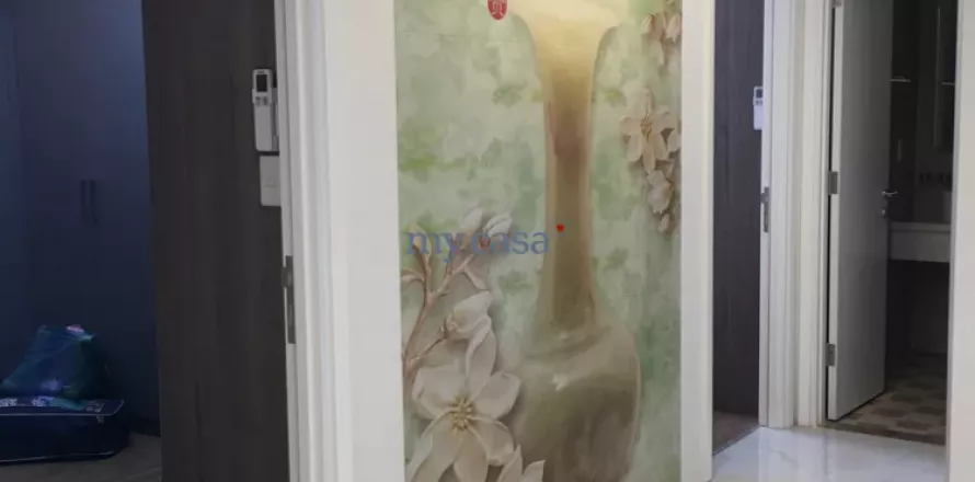 Квартира с 3 спальнями в Тхудык, Хошимин , № 11394