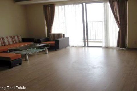 3 bedrooms Apartment in Dong Da, Ha Noi, No. 8534 2