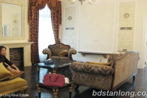 Квартира с 4 спальнями в Намтыльем, Ханой , № 8528