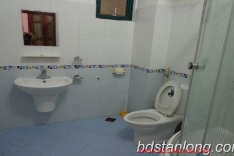 Вилла с 3 спальнями в Бадинь, Ханой ,  № 8815