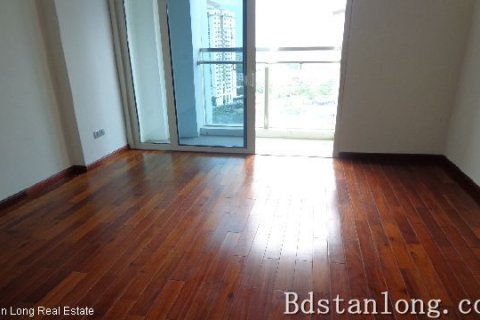 3 bedrooms Apartment in Tay Ho, Ha Noi, No. 8613 6