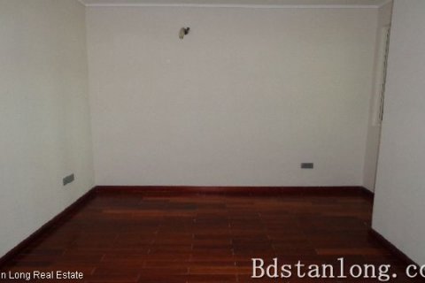 3 bedrooms Apartment in Tay Ho, Ha Noi, No. 8613 5