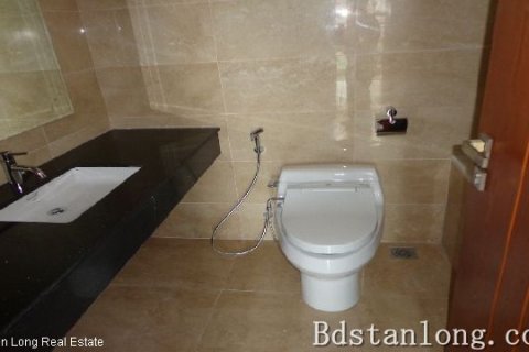 3 bedrooms Apartment in Tay Ho, Ha Noi, No. 8613 8