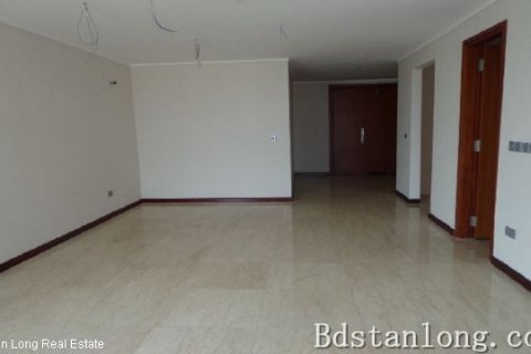3 bedrooms Apartment in Tay Ho, Ha Noi, No. 8613 2