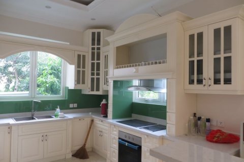 5 bedrooms Villa in Long Bien, Ha Noi, No. 5311 3